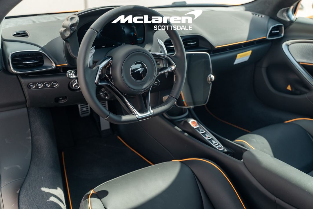 2026 MCLAREN ARTURA