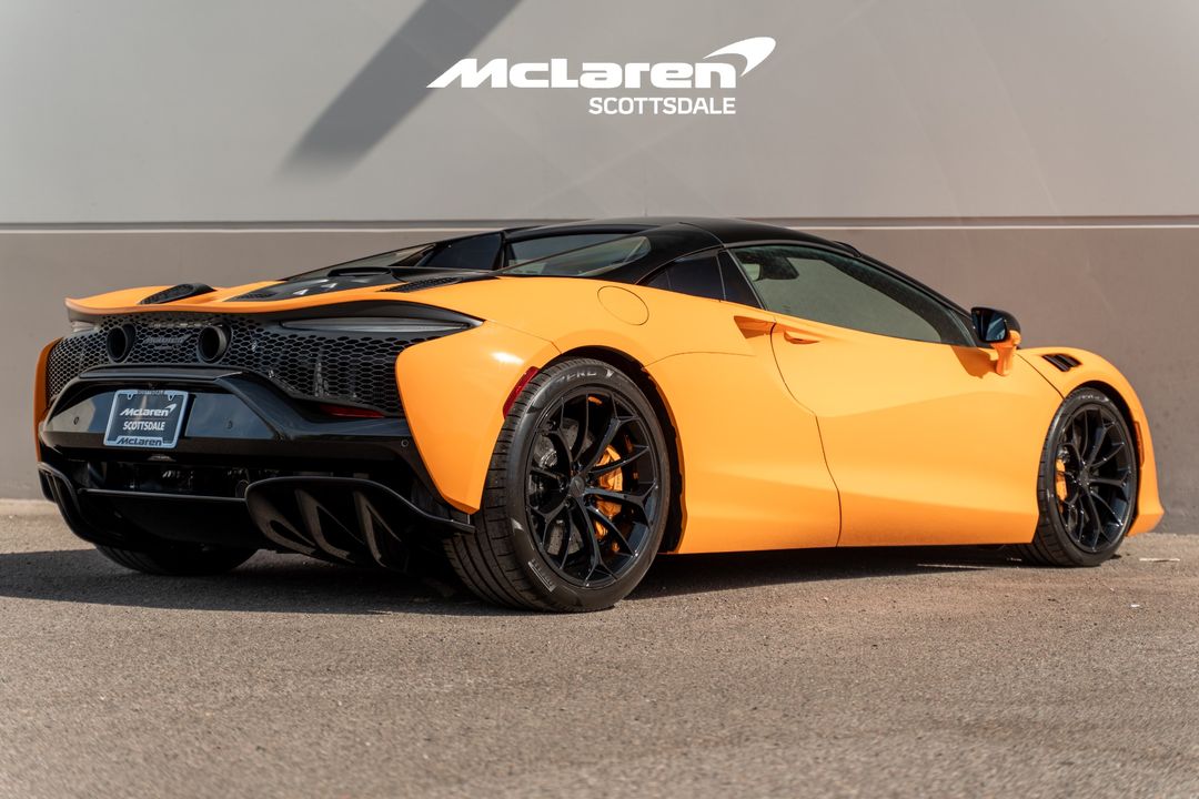 2026 MCLAREN ARTURA