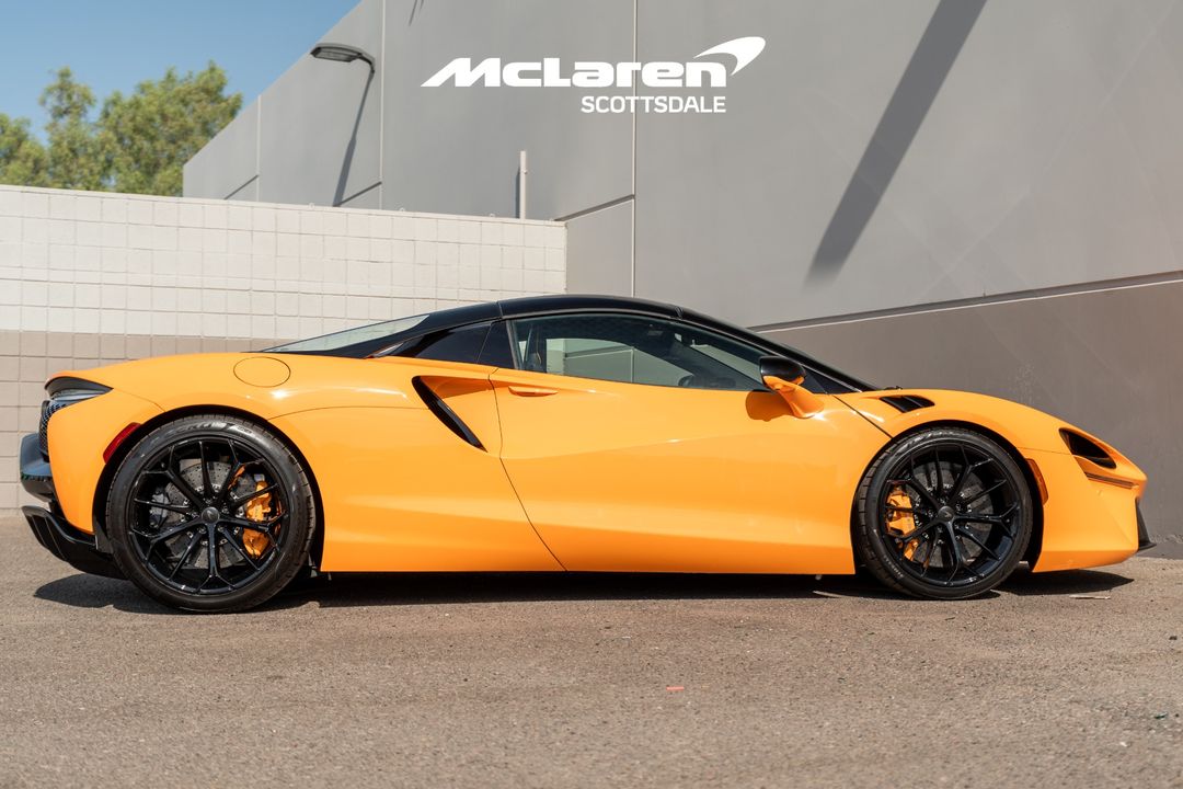 2026 MCLAREN ARTURA