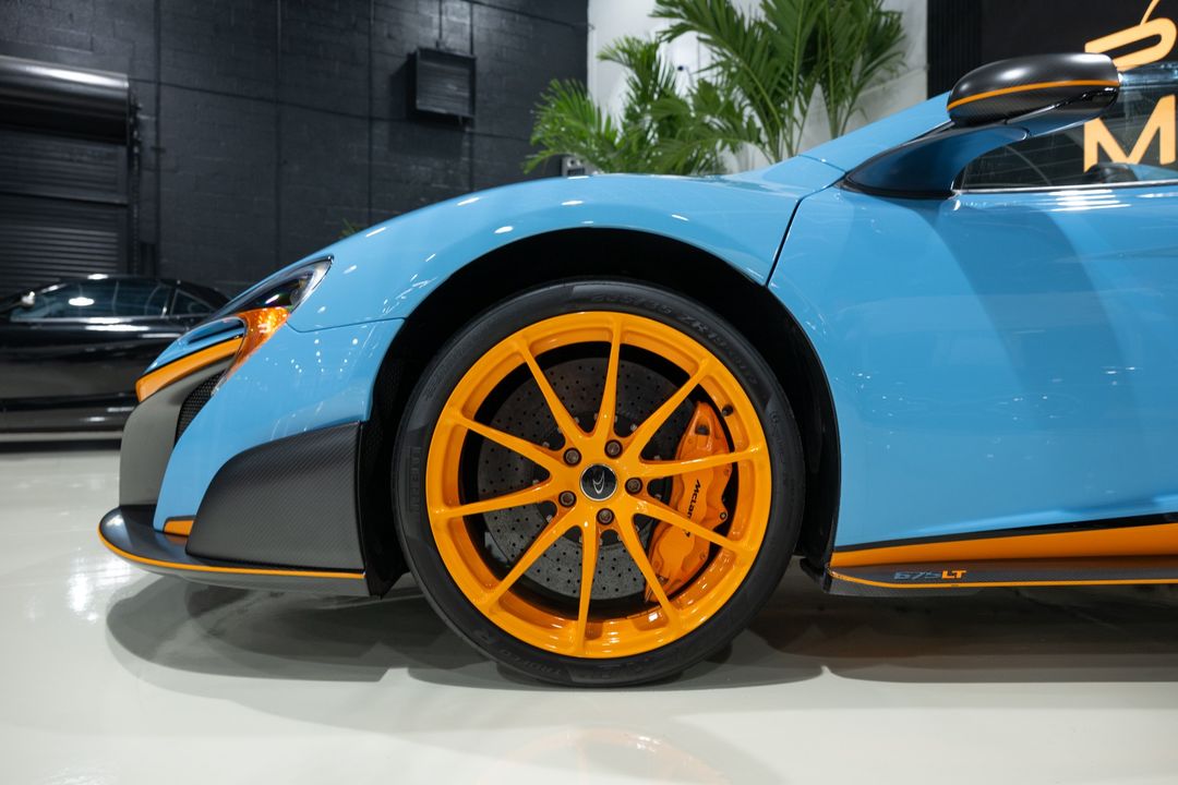2016 McLaren 675LT Spider