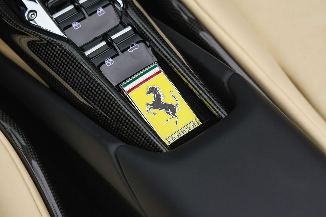 2024 Ferrari 296 GTS