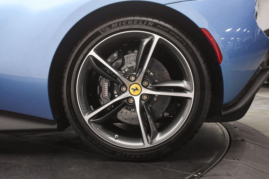 2024 Ferrari 296 GTS