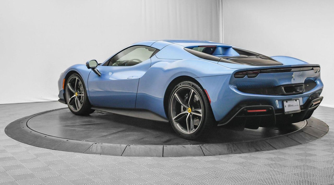 2024 Ferrari 296 GTS