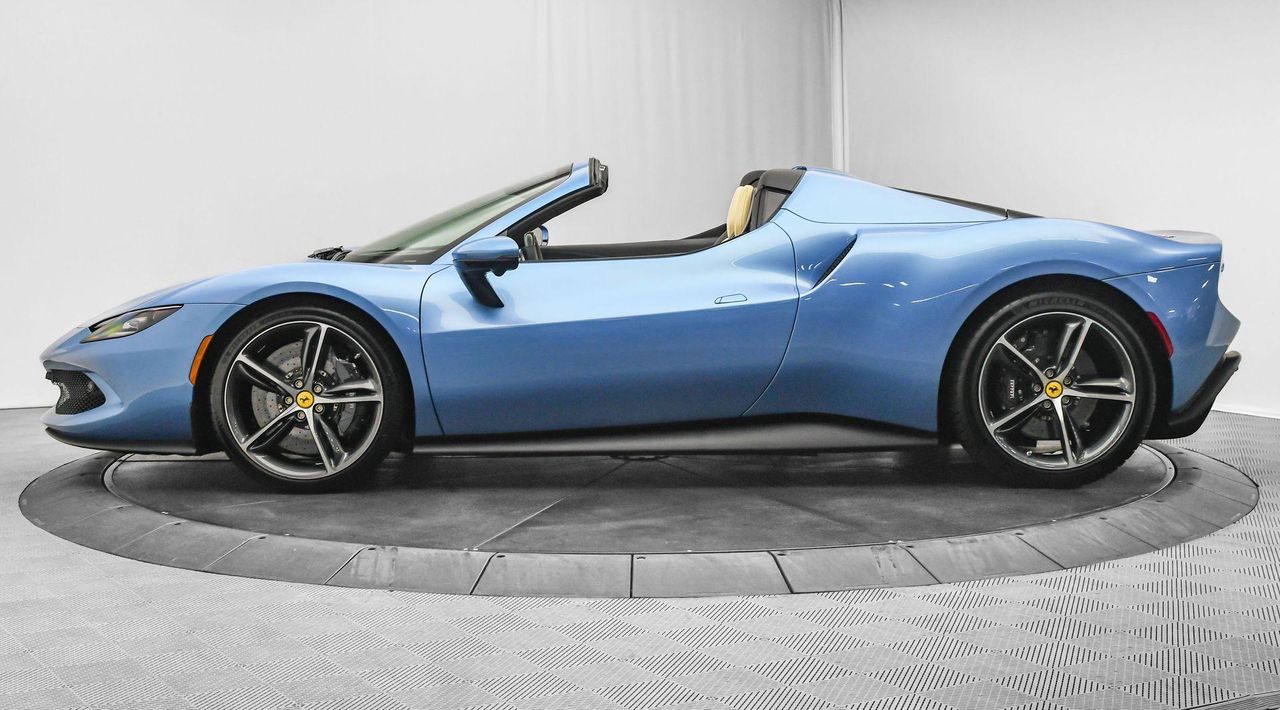 2024 Ferrari 296 GTS