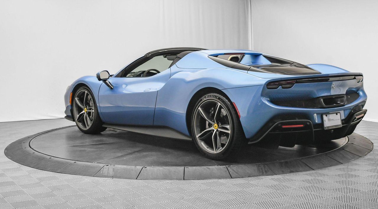 2024 Ferrari 296 GTS