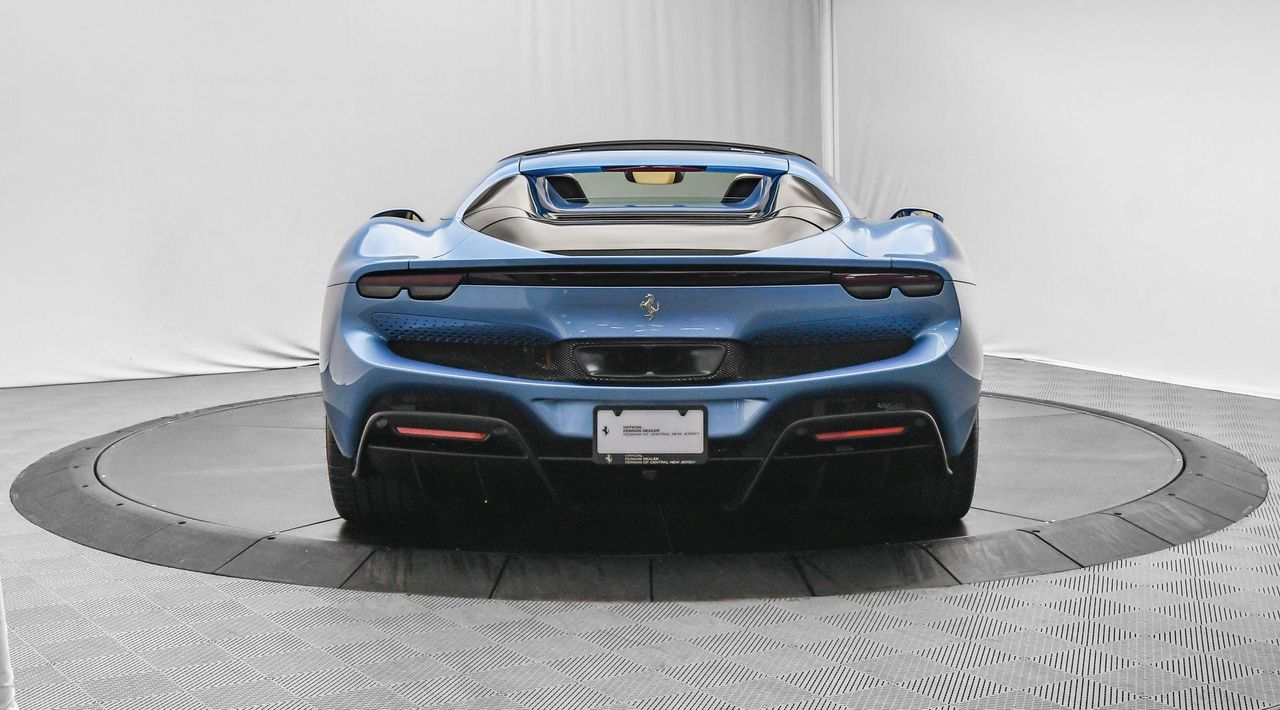 2024 Ferrari 296 GTS