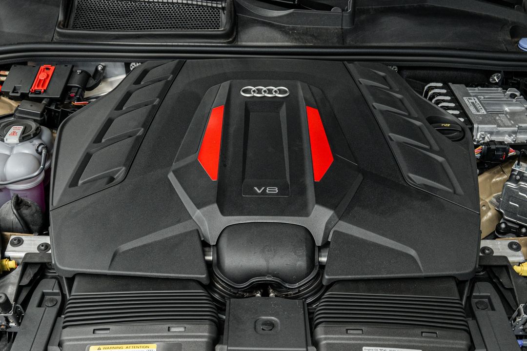 2024 Audi SQ8