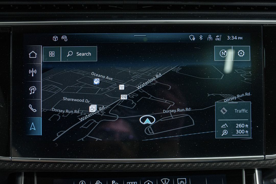 2024 Audi SQ8