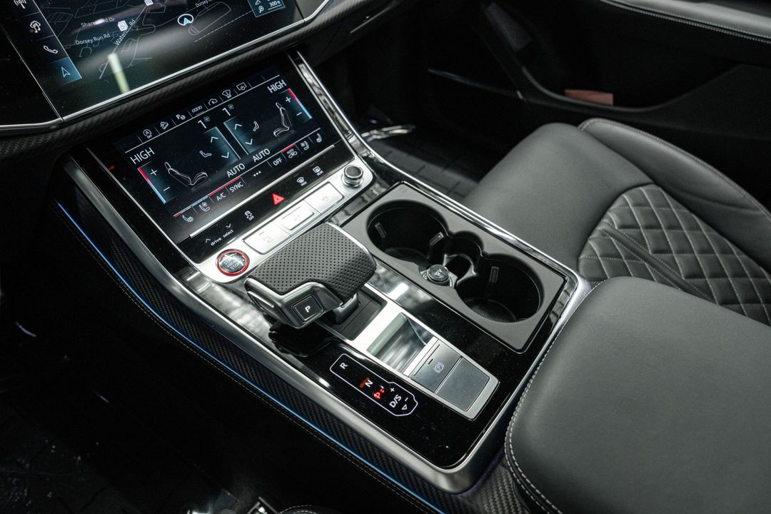 2024 Audi SQ8