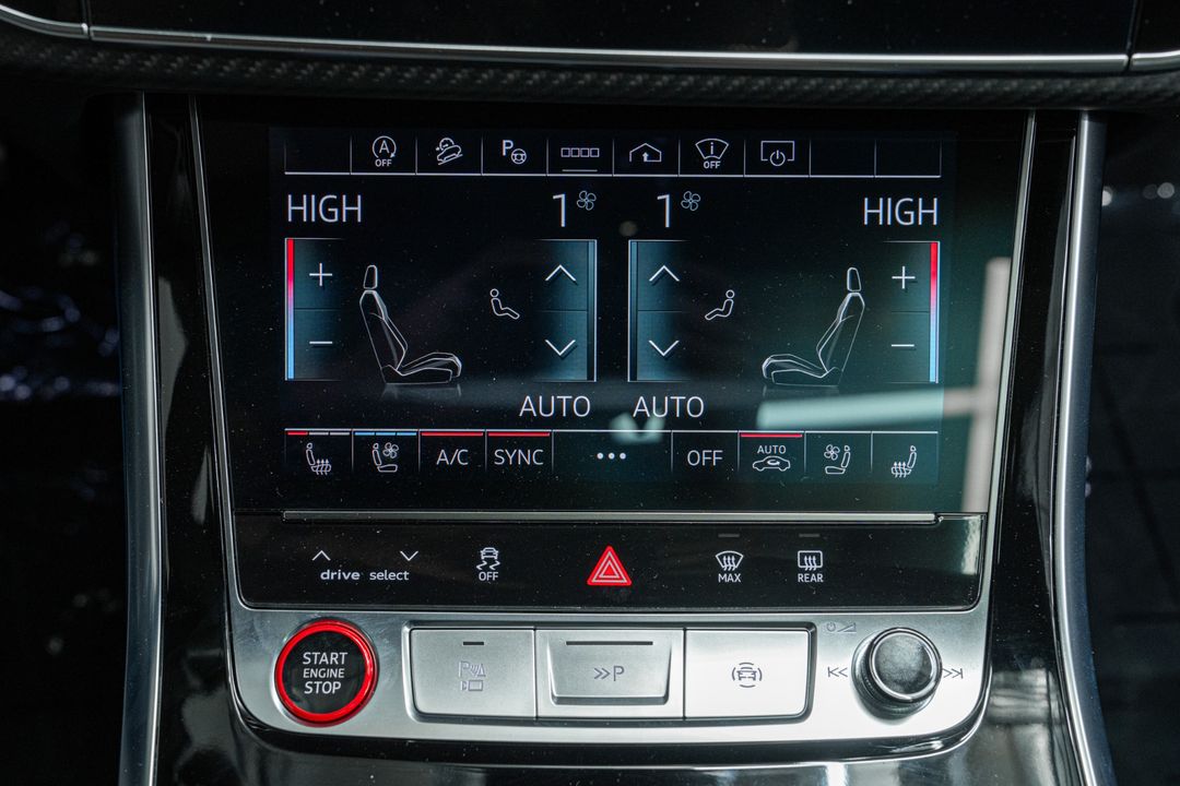 2024 Audi SQ8