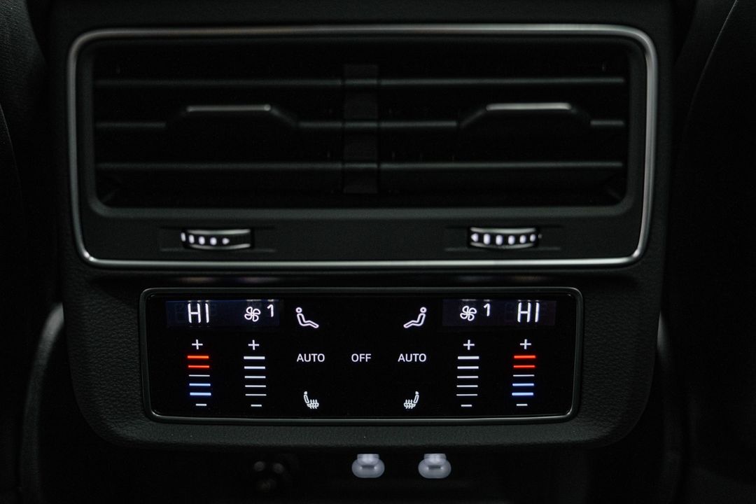2024 Audi SQ8