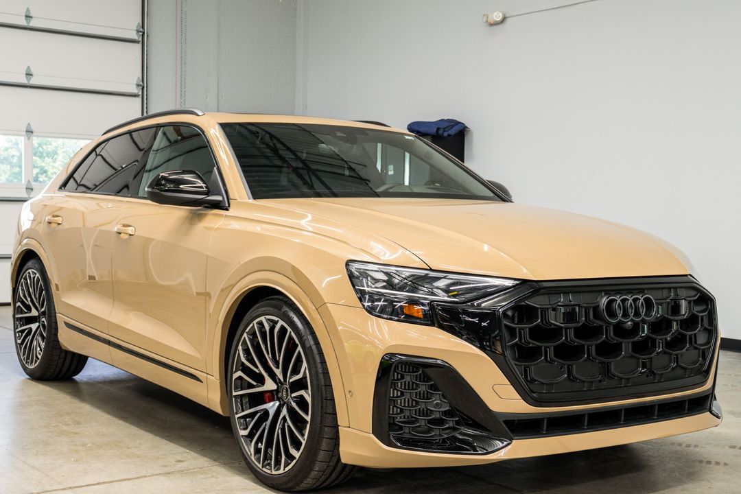 2024 Audi SQ8