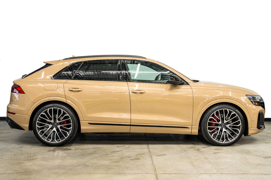 2024 Audi SQ8