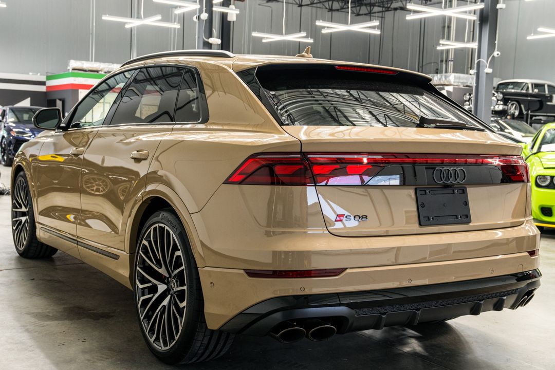2024 Audi SQ8