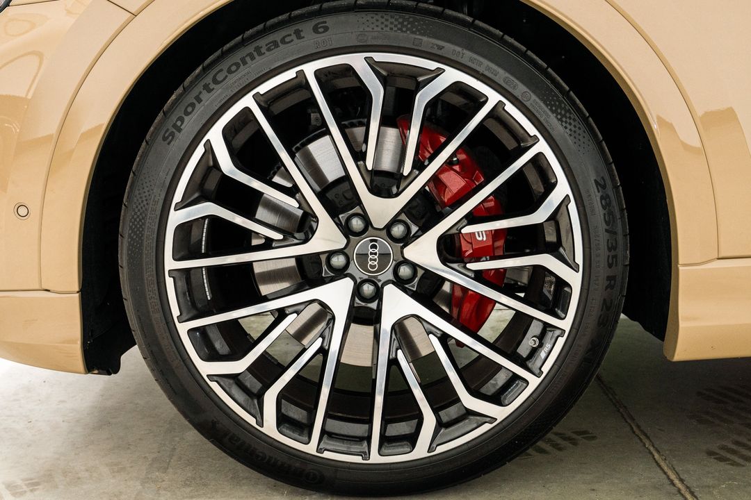 2024 Audi SQ8