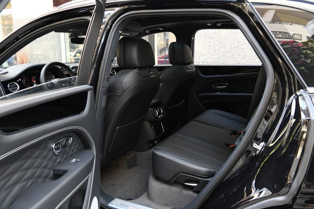 2025 Bentley Bentayga