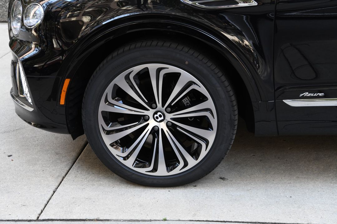 2025 Bentley Bentayga