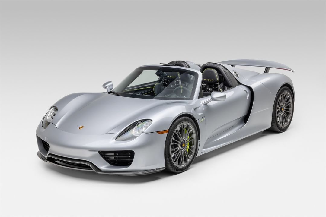 2015 Porsche 918 Spyder