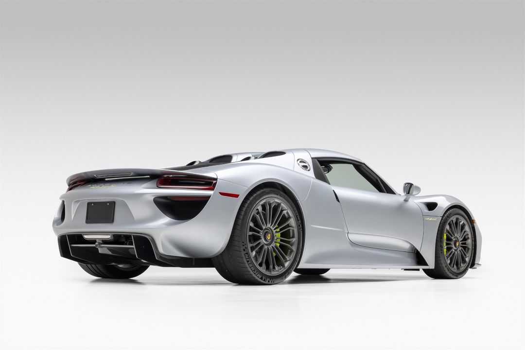 2015 Porsche 918 Spyder