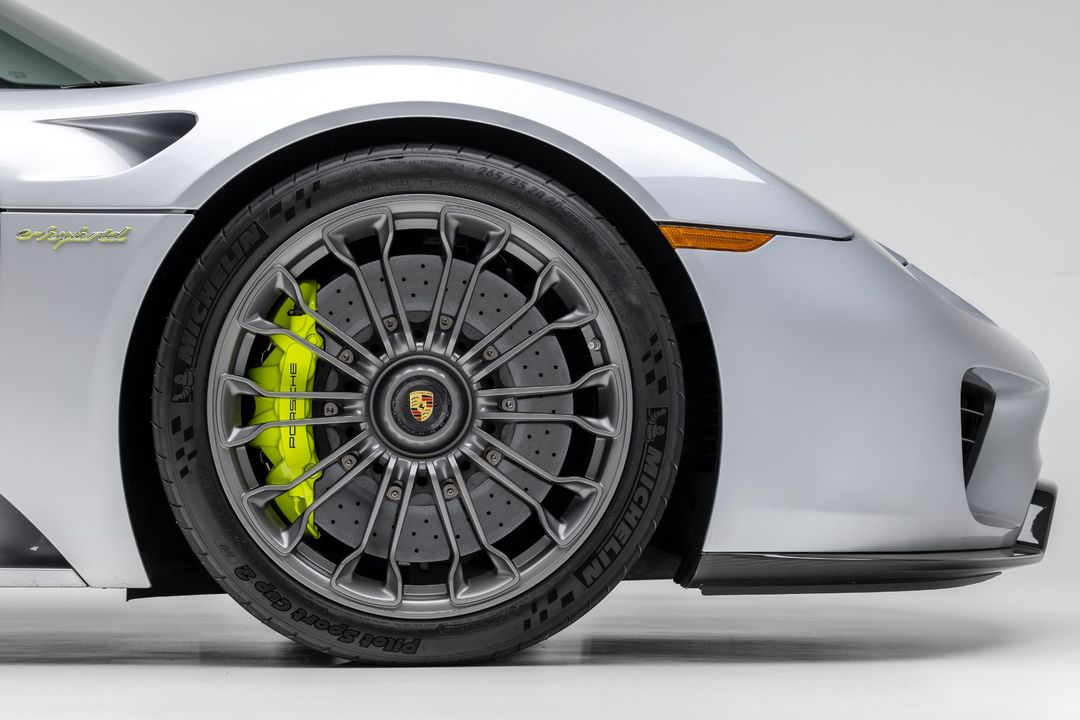 2015 Porsche 918 Spyder