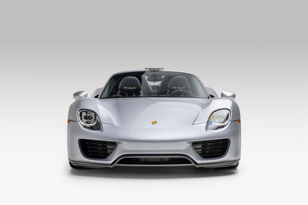 2015 Porsche 918 Spyder