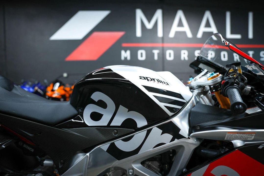 2016 Aprilia RSV4 RF