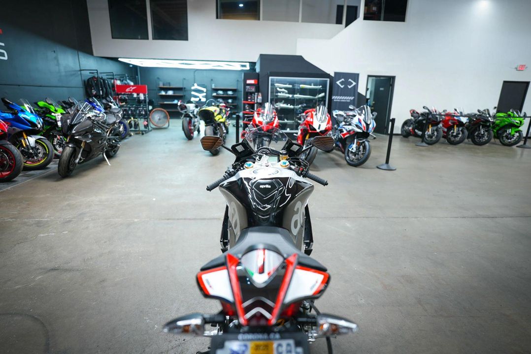 2016 Aprilia RSV4 RF