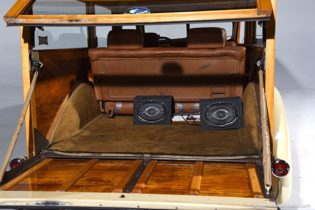 1939 Ford Woodie Wagon