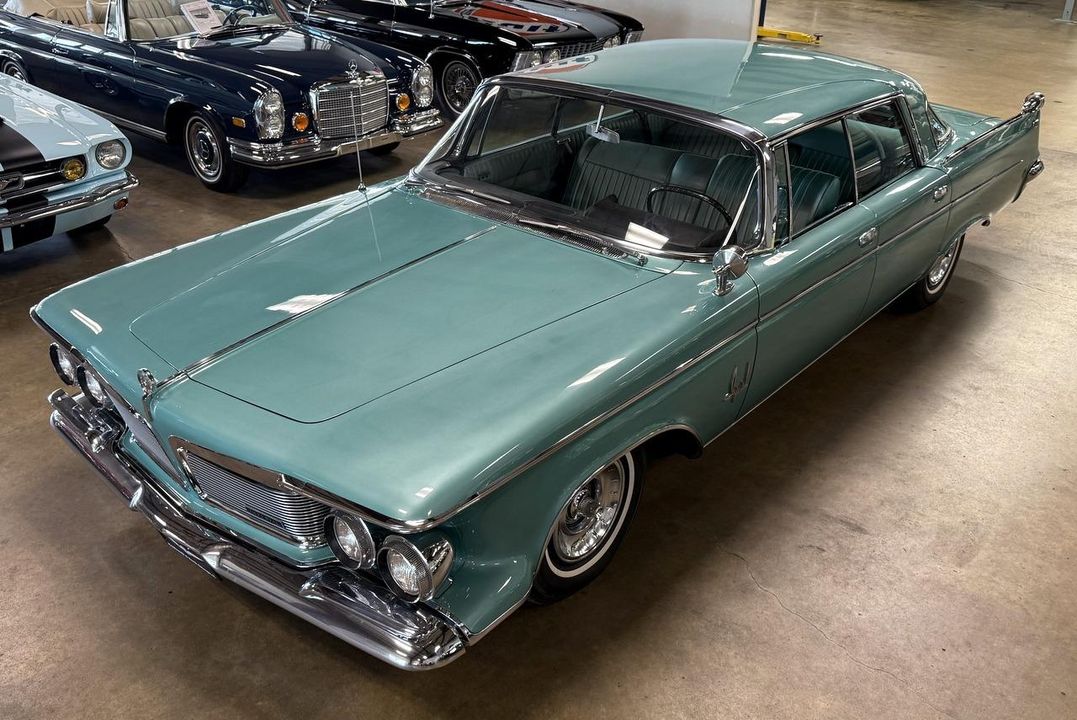 1962 Chrysler Imperial Crown