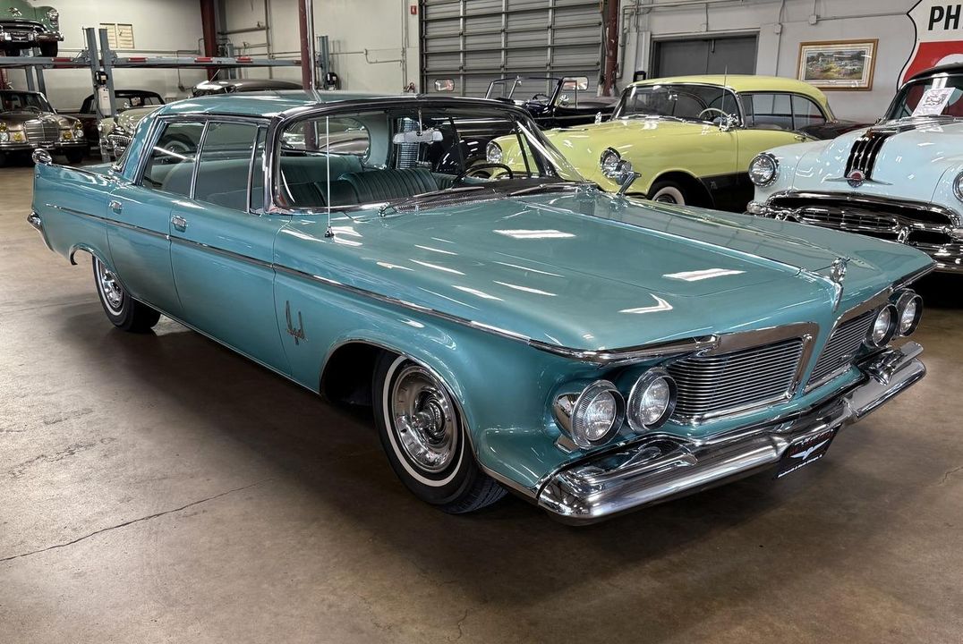 1962 Chrysler Imperial Crown