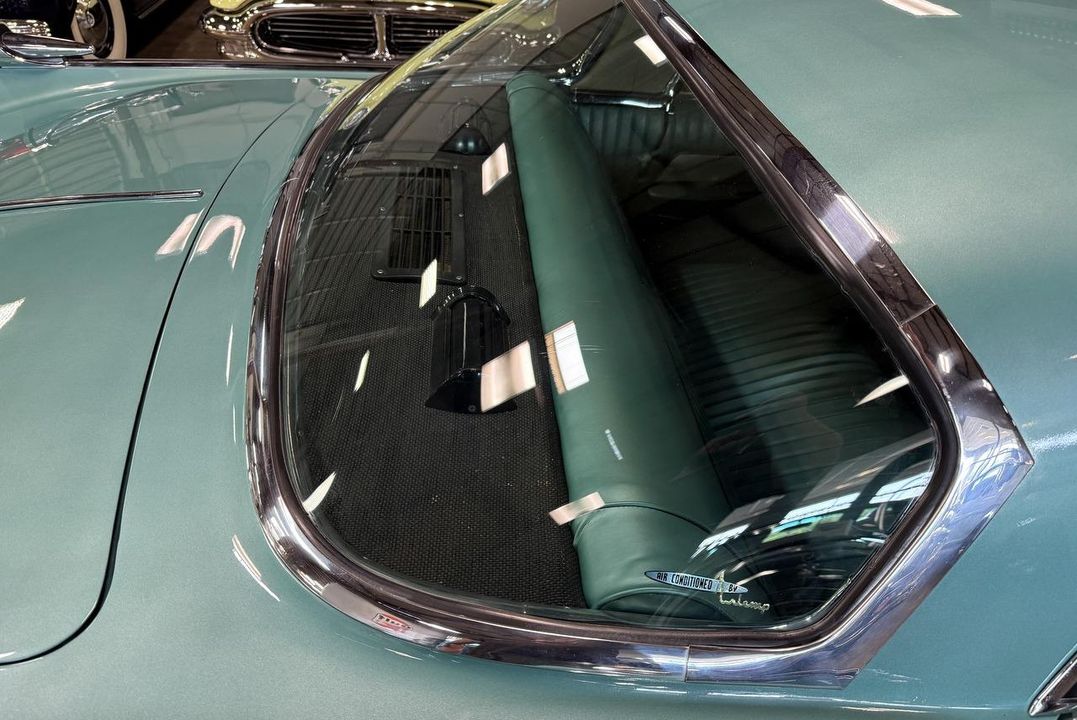 1962 Chrysler Imperial Crown