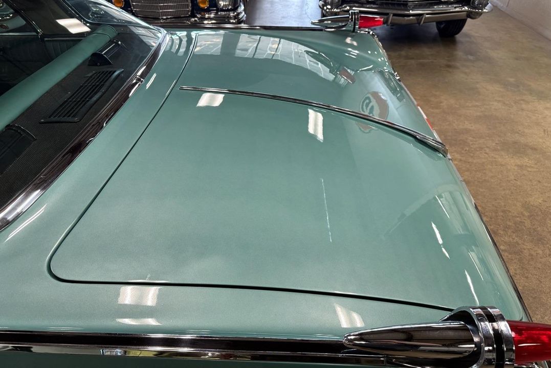 1962 Chrysler Imperial Crown