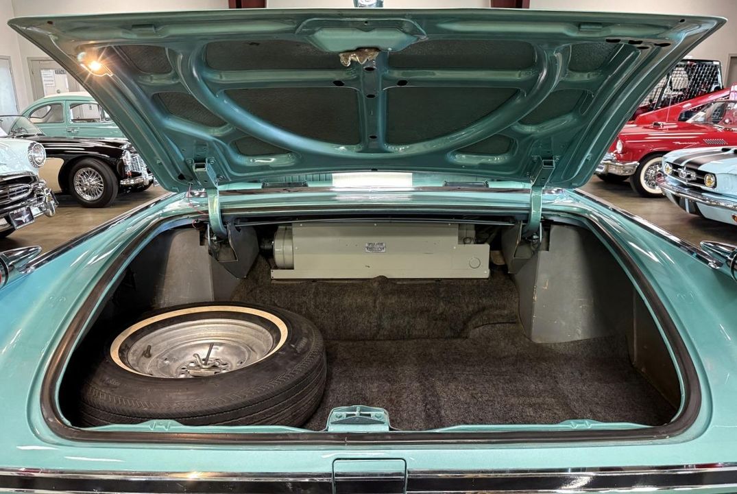 1962 Chrysler Imperial Crown