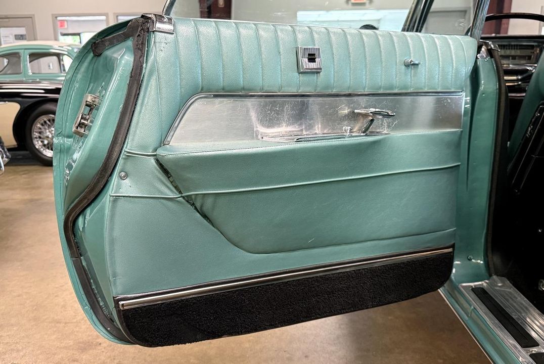 1962 Chrysler Imperial Crown
