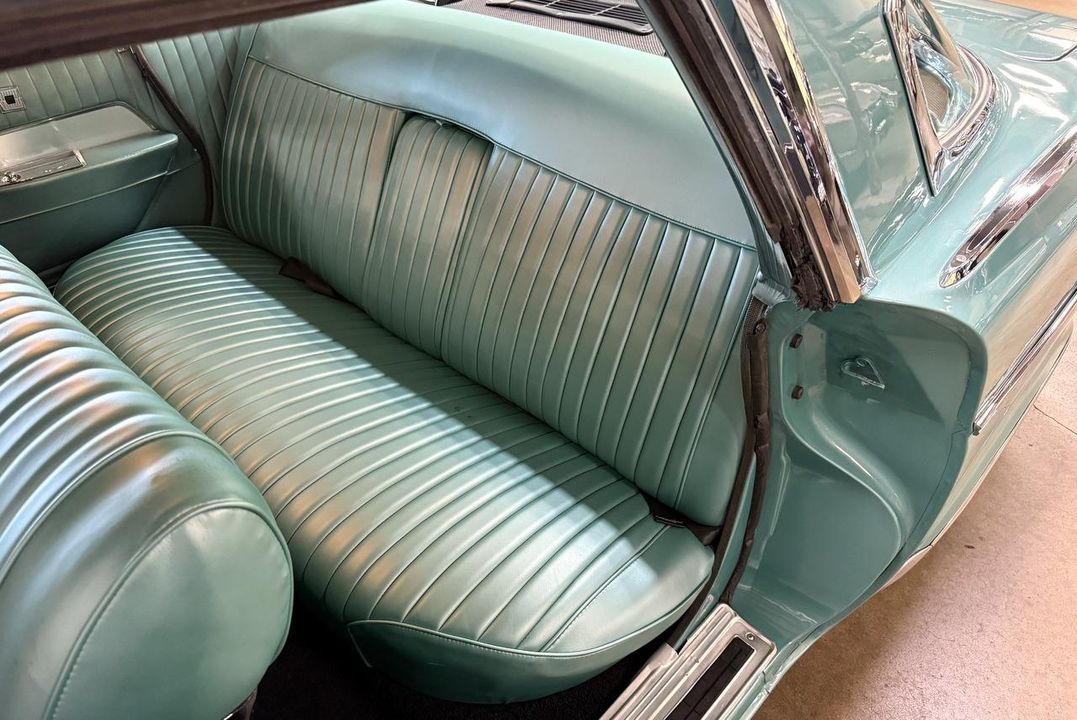 1962 Chrysler Imperial Crown