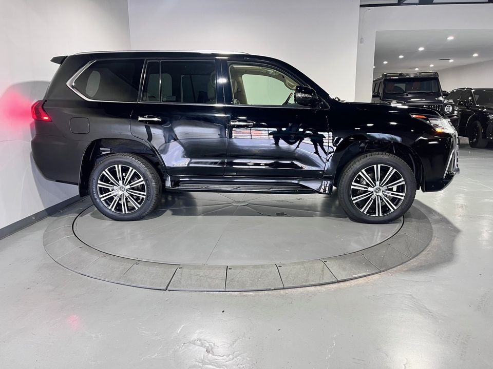 2020 Lexus LX 570 AWD W/3rd ROW