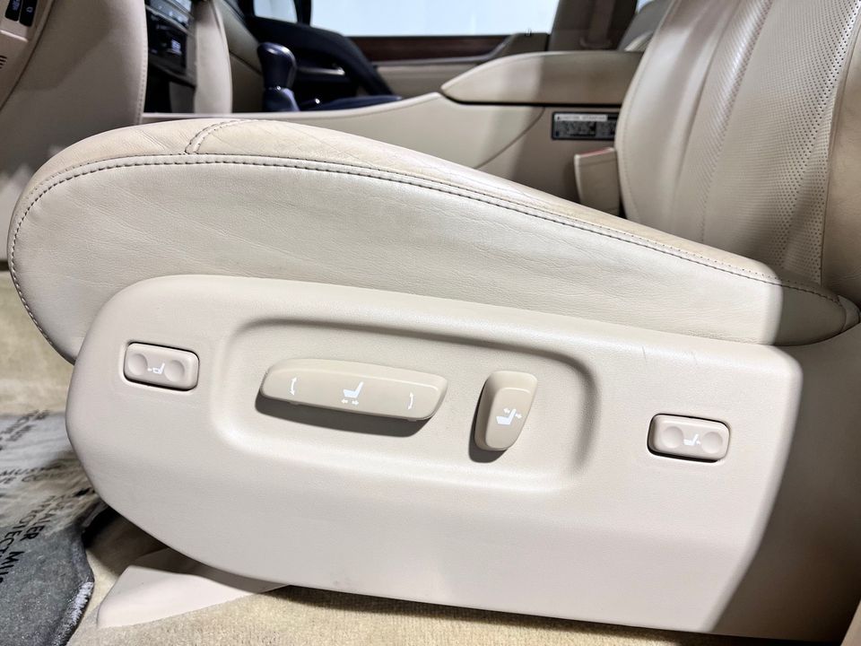 2020 Lexus LX 570 AWD W/3rd ROW