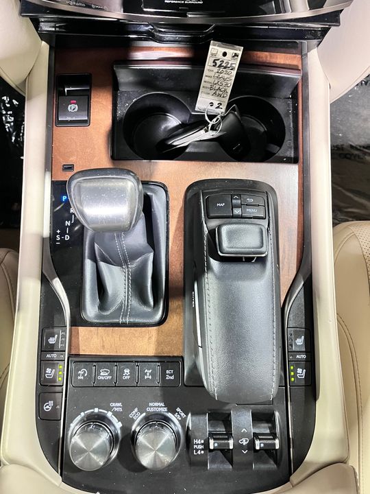 2020 Lexus LX 570 AWD W/3rd ROW