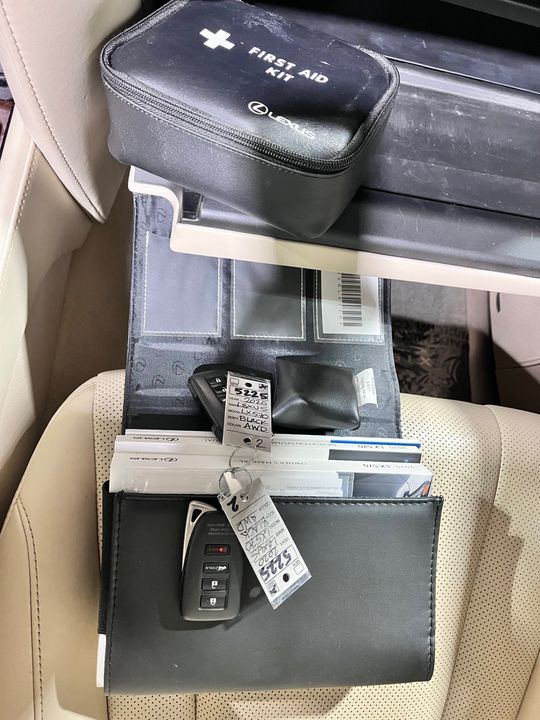 2020 Lexus LX 570 AWD W/3rd ROW
