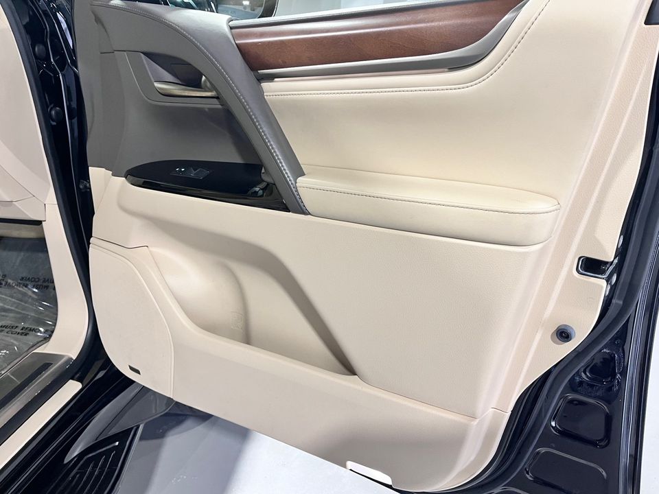 2020 Lexus LX 570 AWD W/3rd ROW