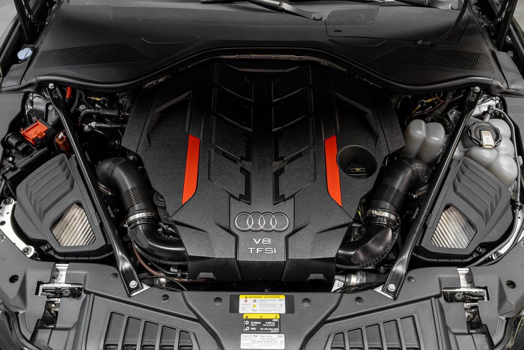 2023 Audi S8