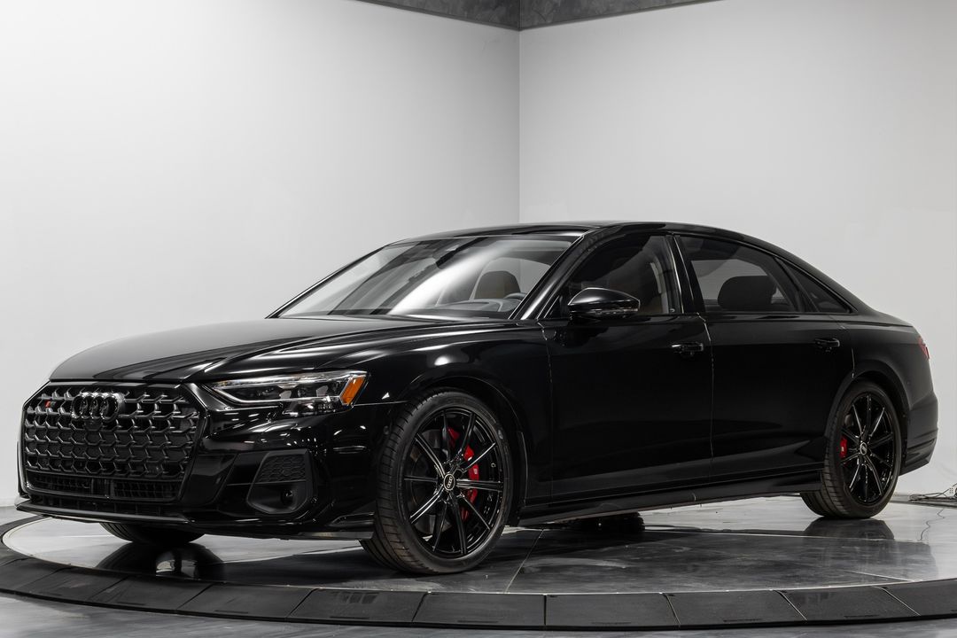 2023 Audi S8
