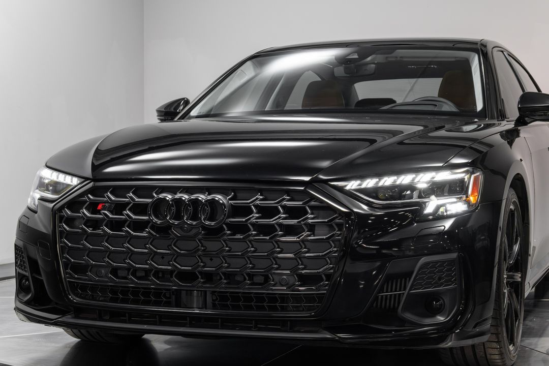2023 Audi S8