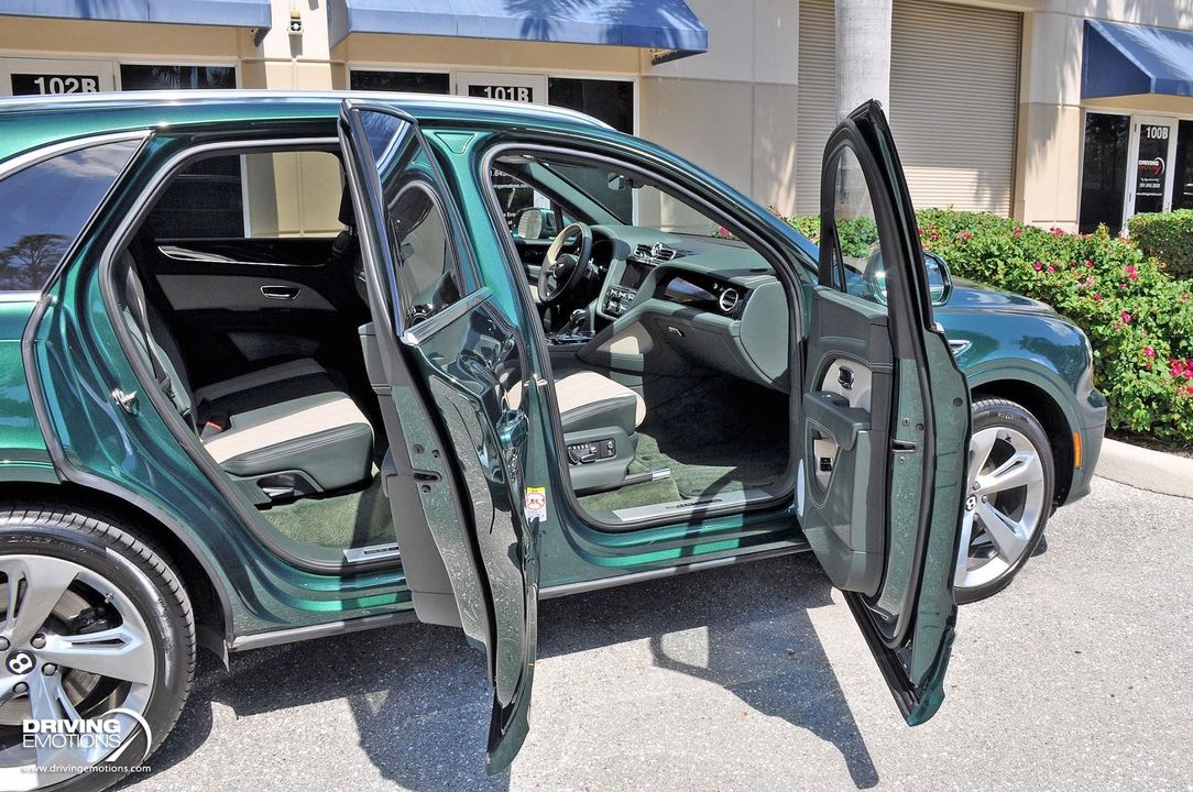2022 Bentley Bentayga