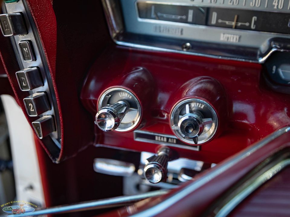 1962 Chrysler Imperial LeBaron So Hampton 4 Door Hardtop