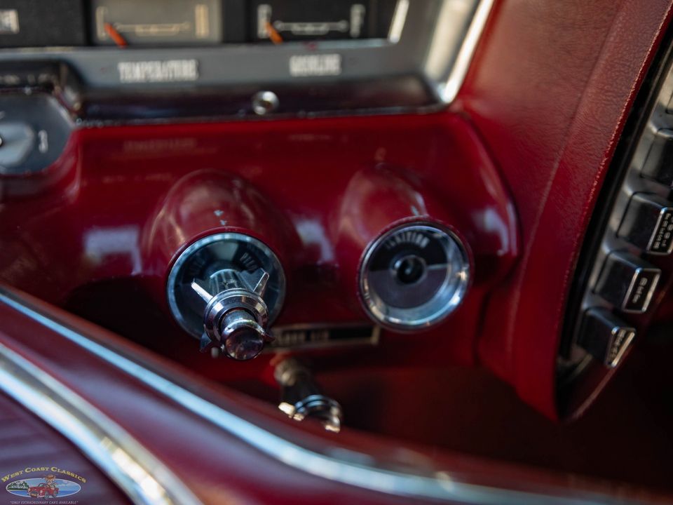 1962 Chrysler Imperial LeBaron So Hampton 4 Door Hardtop