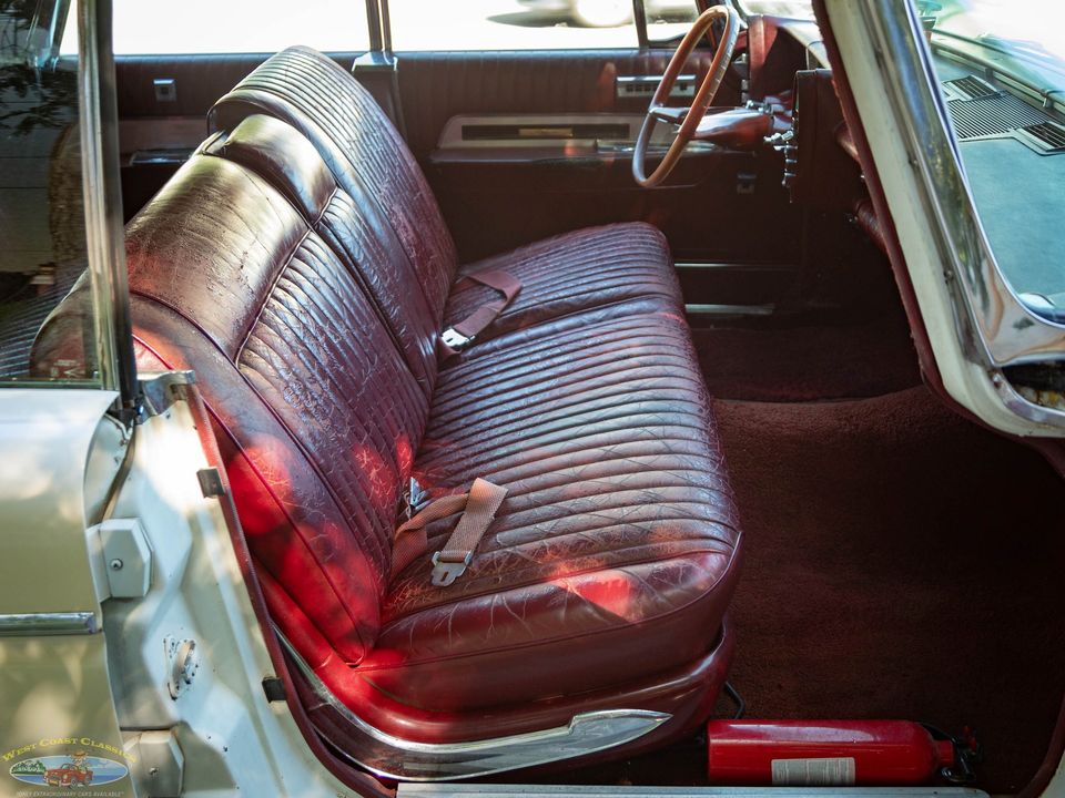1962 Chrysler Imperial LeBaron So Hampton 4 Door Hardtop