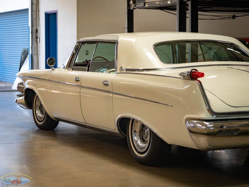 1962 Chrysler Imperial LeBaron So Hampton 4 Door Hardtop