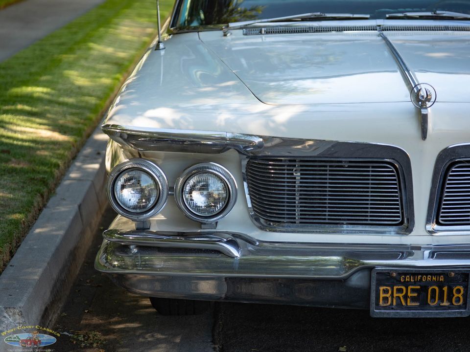 1962 Chrysler Imperial LeBaron So Hampton 4 Door Hardtop