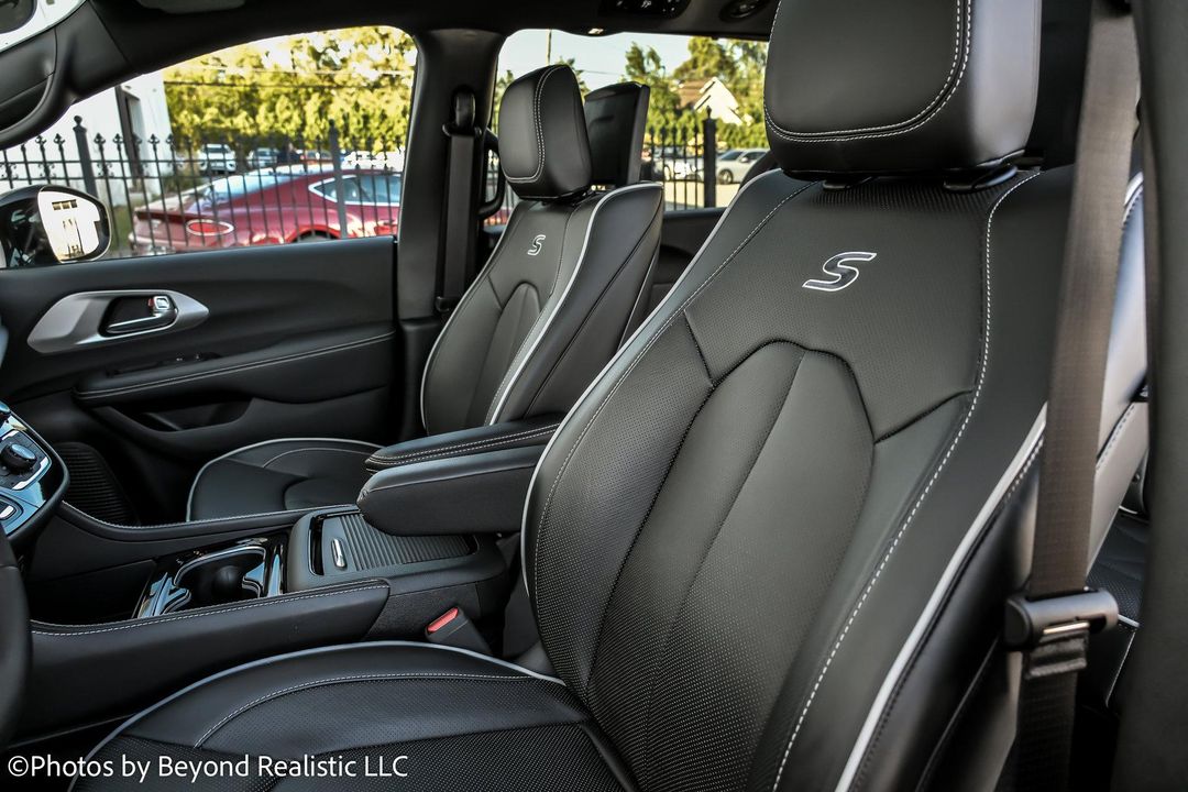 2025 Chrysler Pacifica